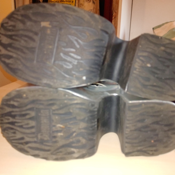 Demonia holographic boots - Picture 3 of 3